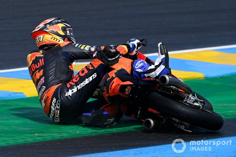 Caída de Pedro Acosta, Red Bull KTM Ajo