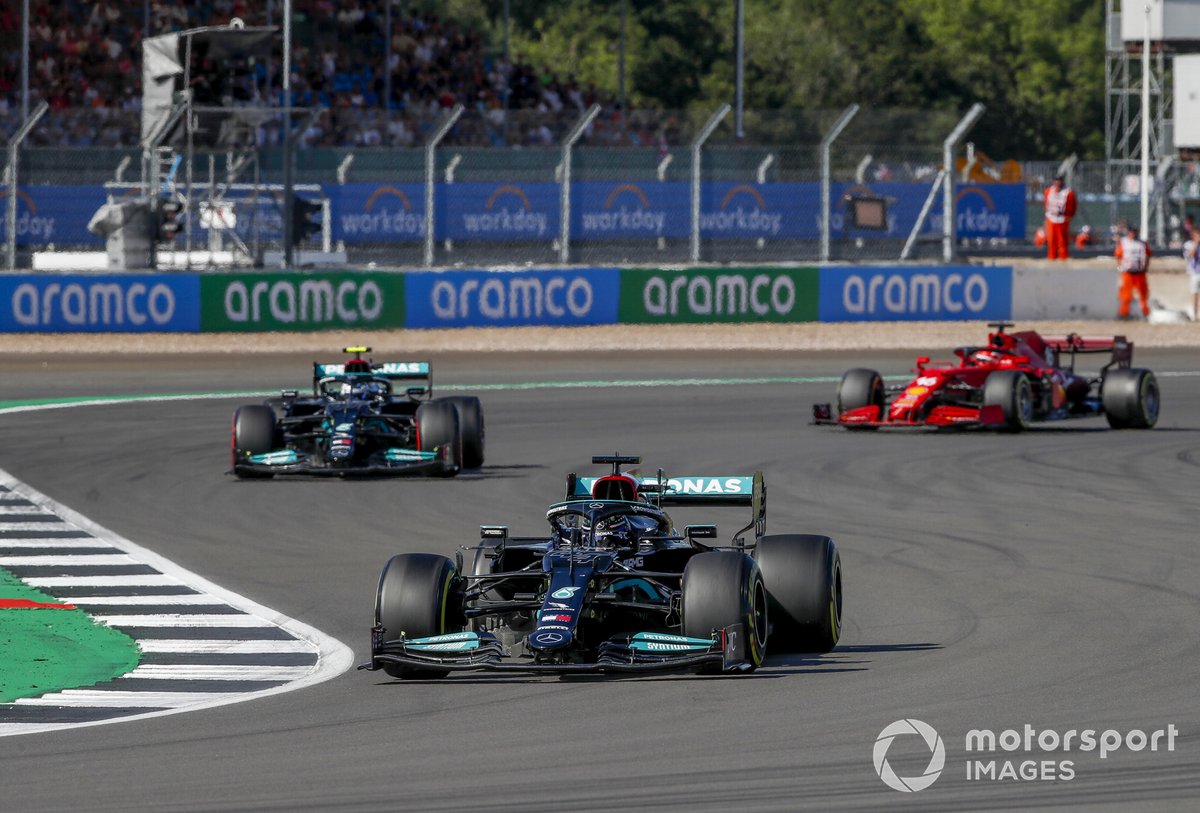 Lewis Hamilton, Mercedes W12, Valtteri Bottas, Mercedes W12, Charles Leclerc, Ferrari SF21