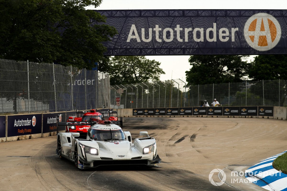 #01 Chip Ganassi Racing Cadillac DPi: Renger van der Zande, Kevin Magnussen