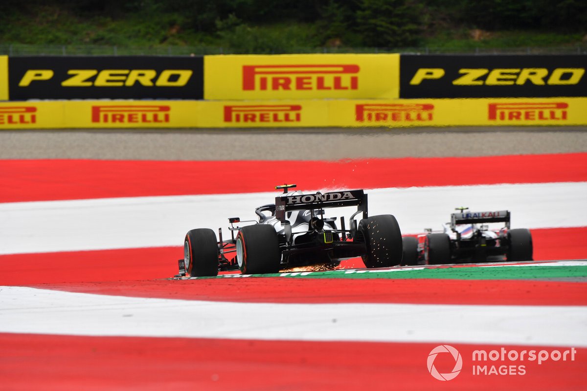 Mick Schumacher, Haas VF-21, Pierre Gasly, AlphaTauri AT02
