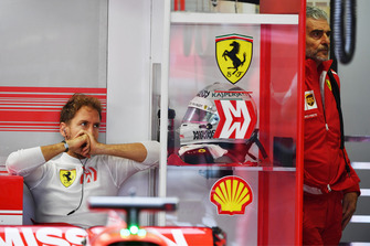 Sebastian Vettel, Ferrari ve Maurizio Arrivabene, Ferrari Takım Patronu