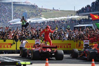 Race winner Kimi Raikkonen, Ferrari SF71H celebrates in Parc Ferme