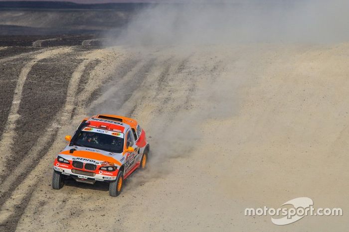 #324 Sodicar Racing BMW: Isidre Esteve, Txema Villalobos