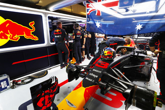 Daniel Ricciardo, Red Bull Racing RB14, in his car in the garage