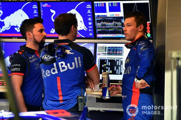 Na terceira passagem pela Toro Rosso, o russo conquistou o segundo pódio da história da equipe. Ele terminou em terceiro no GP da Alemanha. Não foi o suficiente, porém, para se credenciar a um retorno para a Red Bull.