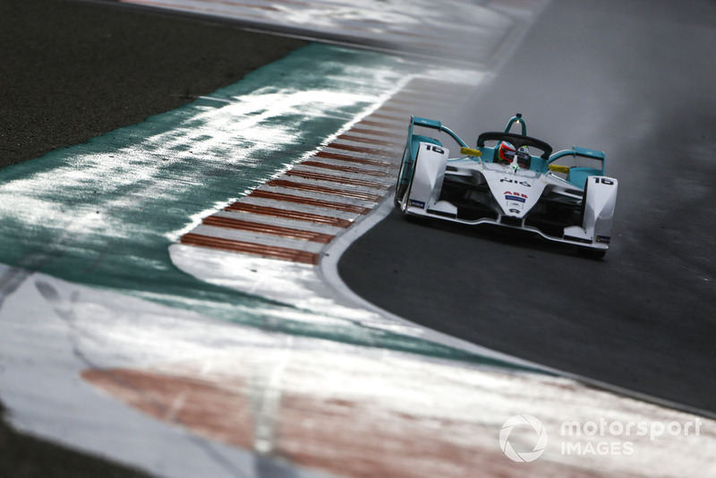 Oliver Turvey, NIO Formula E Team, NIO Sport 004