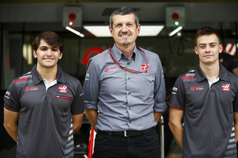 Guenther Steiner, Team Principal, Haas F1, poses with test and development drivers Pietro Fittipaldi and Louis Deletraz.