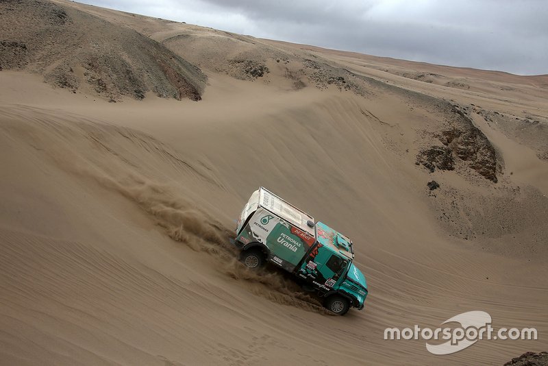 #503 Team De Rooy Iveco: Gerard de Rooy, Moises Torrallardona, Darek Rodewald    