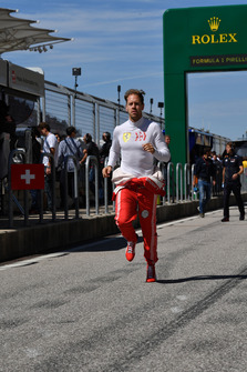 Sebastian Vettel, Ferrari runs