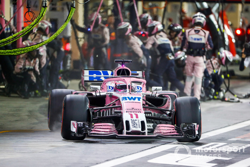 Sergio Perez, Racing Point Force India VJM11, sale de pits