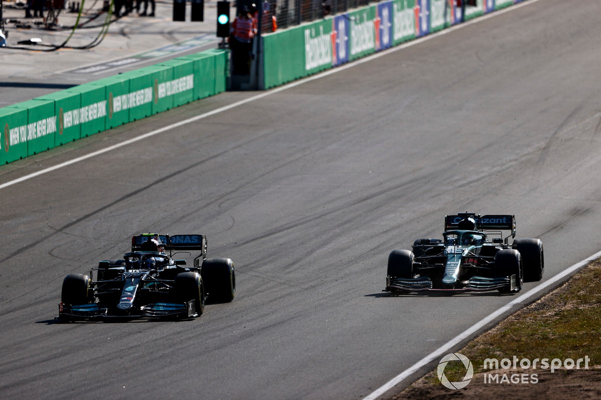 Valtteri Bottas, Mercedes W12, Lance Stroll, Aston Martin AMR21