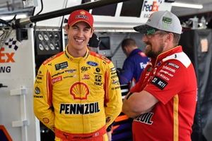 Joey Logano, Team Penske, Ford Mustang Shell Pennzoil