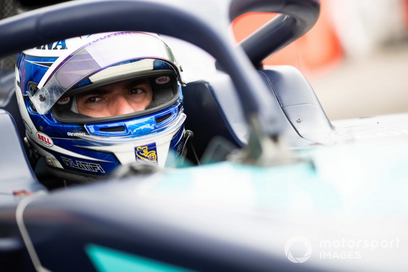 Nicholas Latifi, Dams