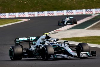 Valtteri Bottas, Mercedes AMG W10, Lewis Hamilton, Mercedes AMG F1 W10