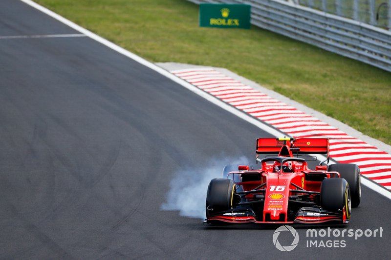 Charles Leclerc, Ferrari SF90 bloquea