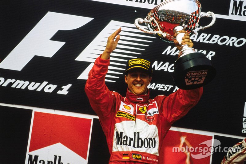 Podio: el ganador, Michael Schumacher, Ferrari