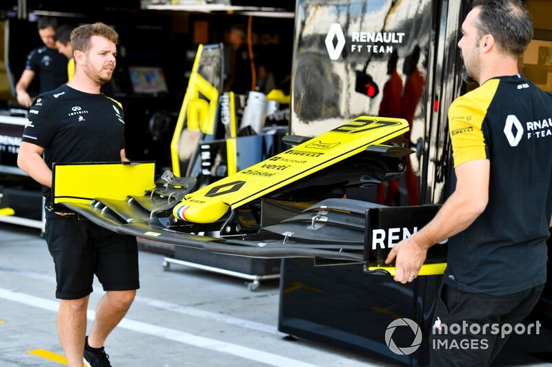 Asa dianteira da Renault