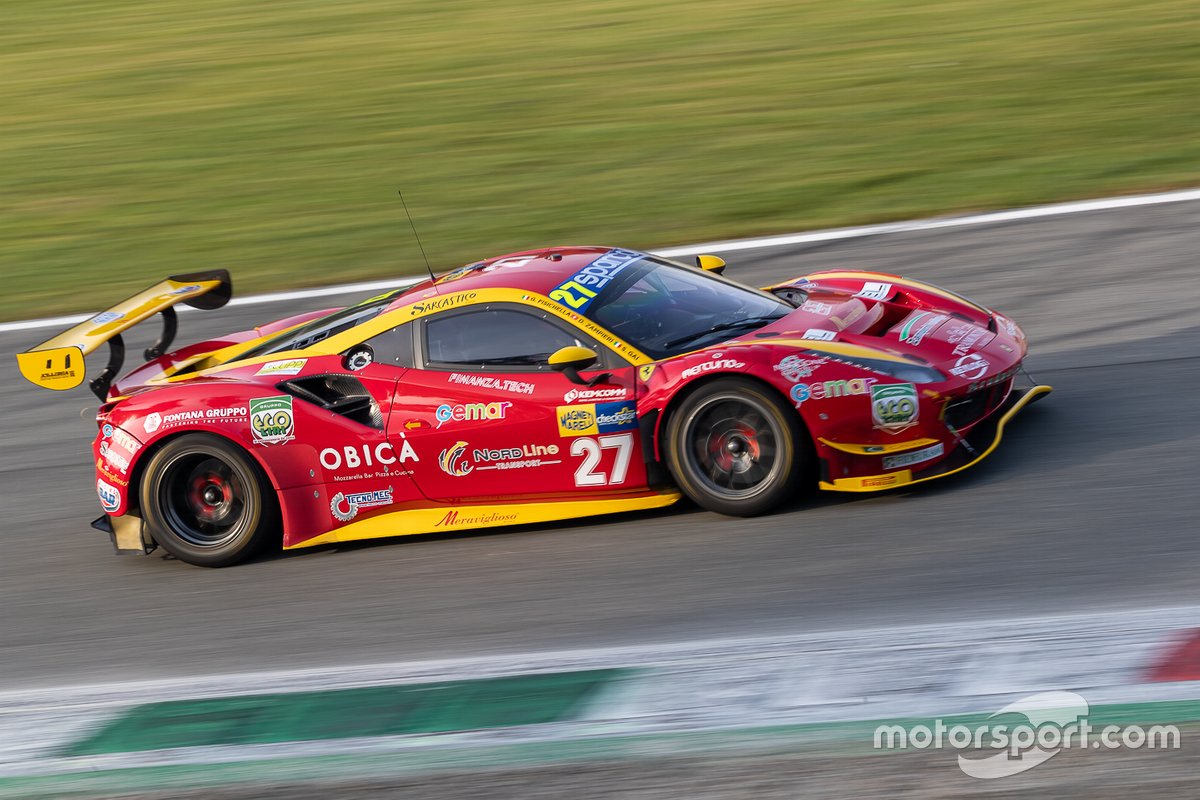 #27 Scuderia Baldini 27, Ferrari 488 GT3 Evo: Stefano Gai, Daniel Zampieri