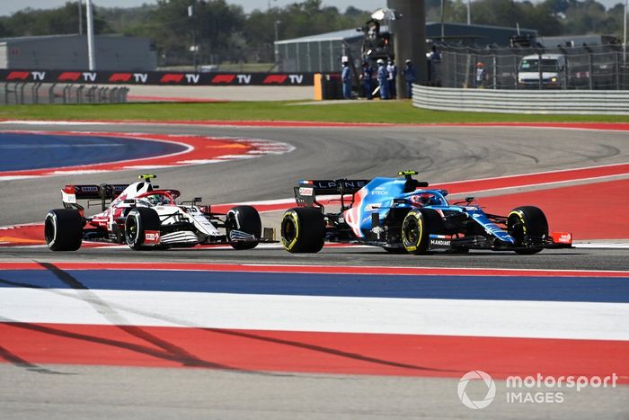 Esteban Ocon, Alpine A521, Antonio Giovinazzi, Alfa Romeo Racing C41