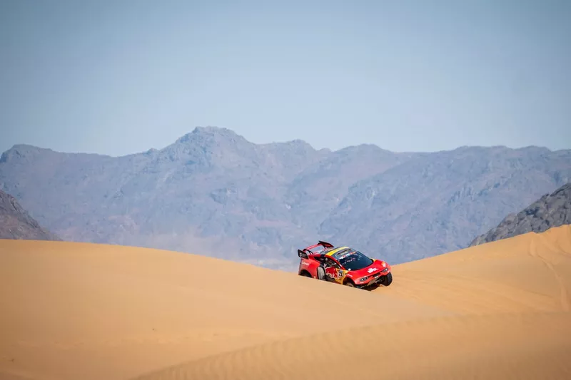 #211 Bahrain Raid Xtreme Prodrive: Sebastien Loeb, Fabian Lurquin