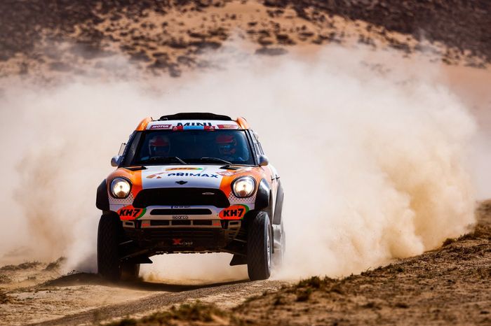 #238 X-Raid Mini John Cooper Works Rally Mini: Laia Sanz, Maurizio Gerini