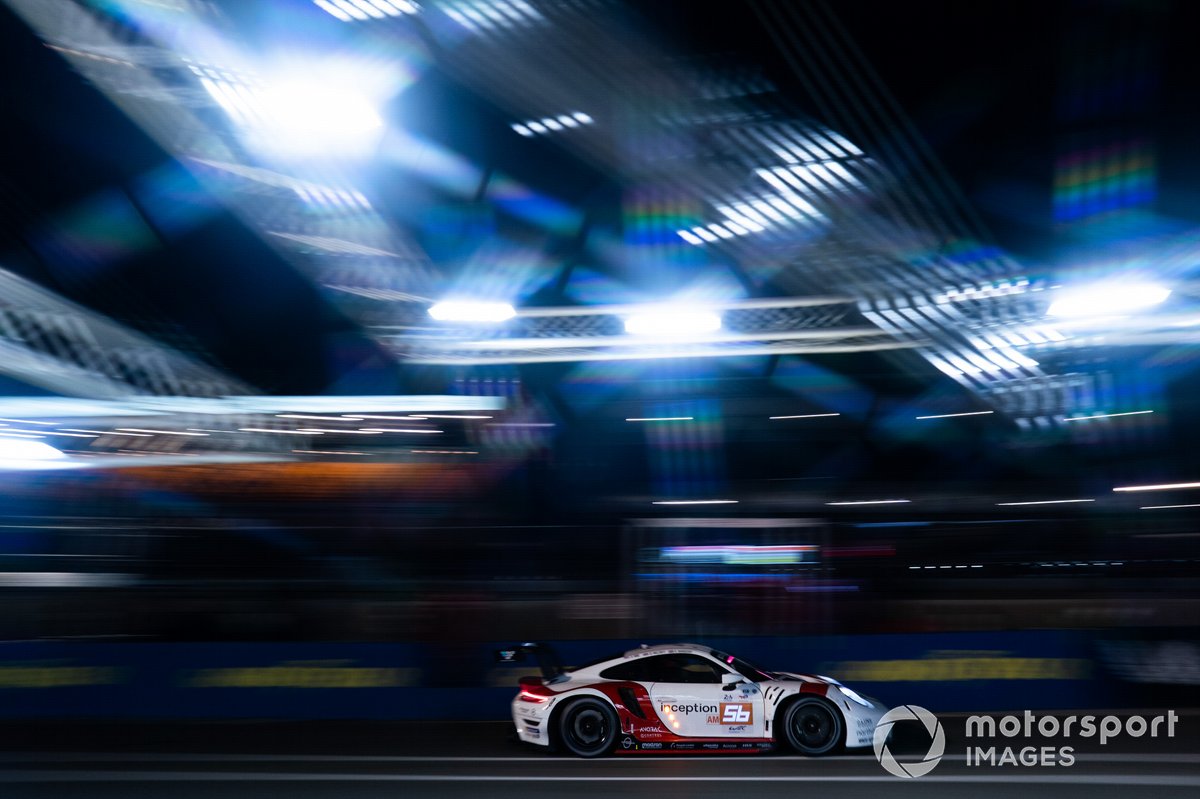 #56 Team Project 1 Porsche 911 RSR LMGTE Am de Brendan Iribe, Oliver Millroy, Ben Barnicoat