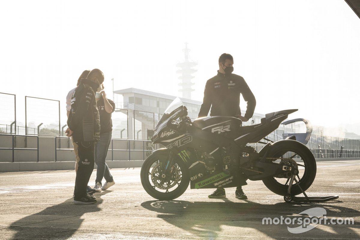 Kawasaki Racing Team, Kawasaki Ninja ZX-10RR 2021 SBK