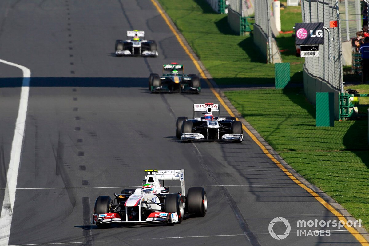 Sergio Pérez, Sauber C30 Ferrari, Rubens Barrichello, Williams FW33 Cosworth, Heikki Kovalainen, Lotus T128 Renault, Pastor Maldonado, Williams FW33 Cosworth
