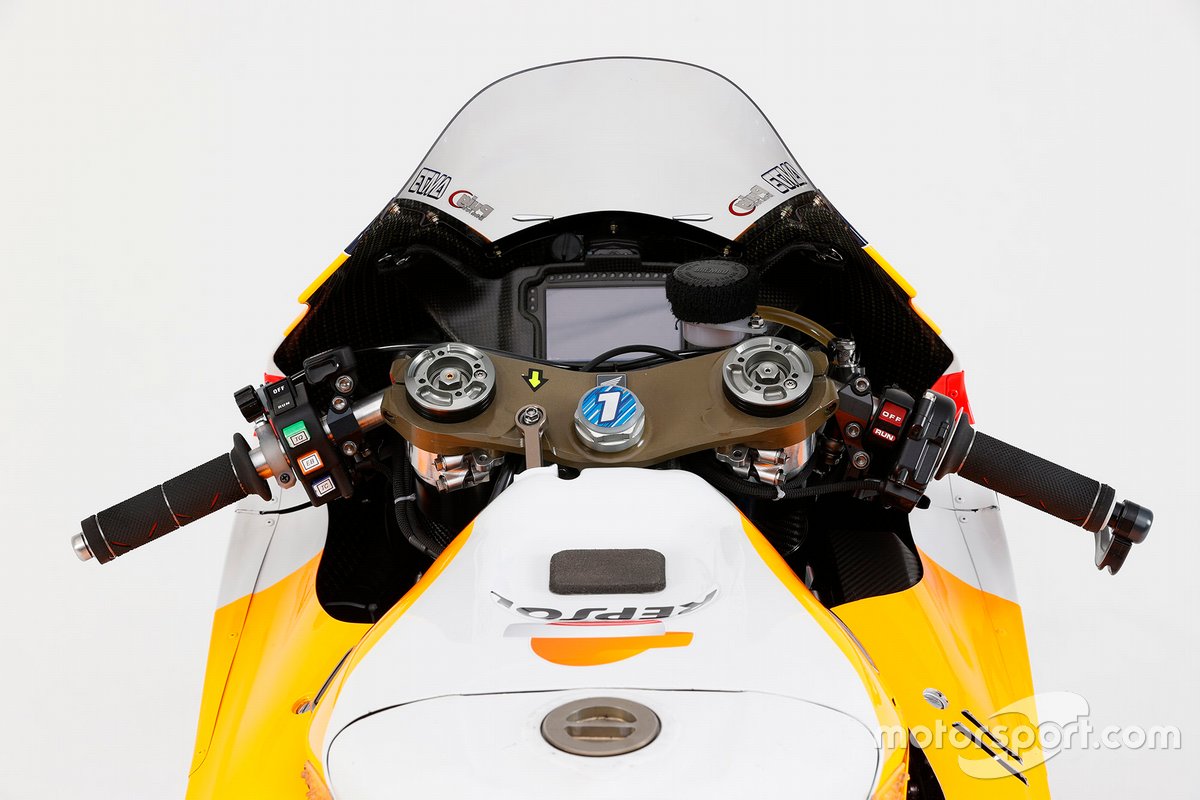 RC213V (Alex Marquez) 2020YM studio shot