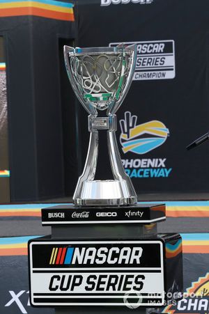 Chase Elliott, Hendrick Motorsports, Chevrolet Camaro NAPA Auto Parts, celebrates after winning the Nascar 2020 Cup Championship.