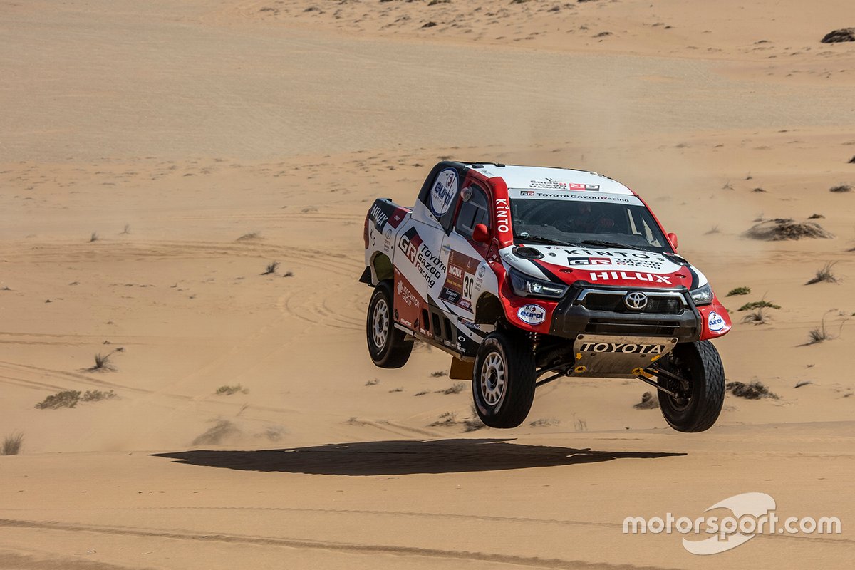 #304 Toyota Gazoo Racing Toyota Hilux: Giniel de Villiers, Alex Haro