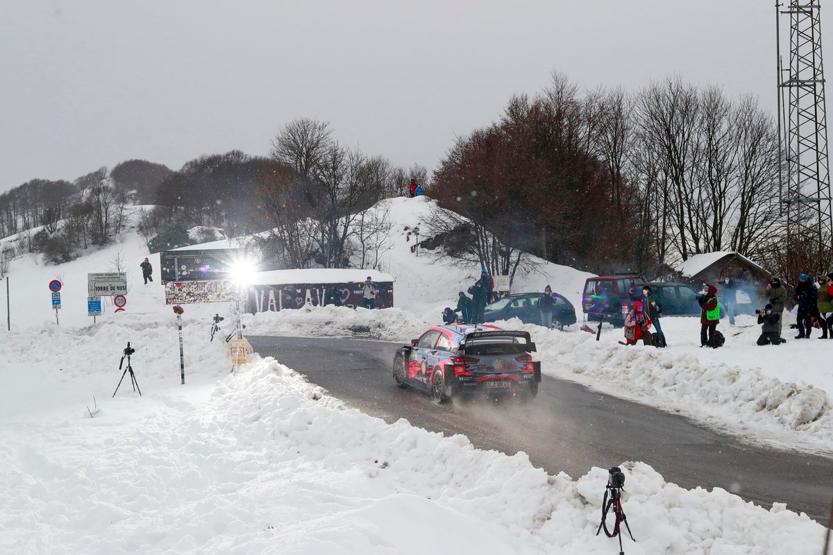 Dani Sordo, Carlos Del Barrio, Hyundai Motorsport Hyundai i20 Coupe WRC