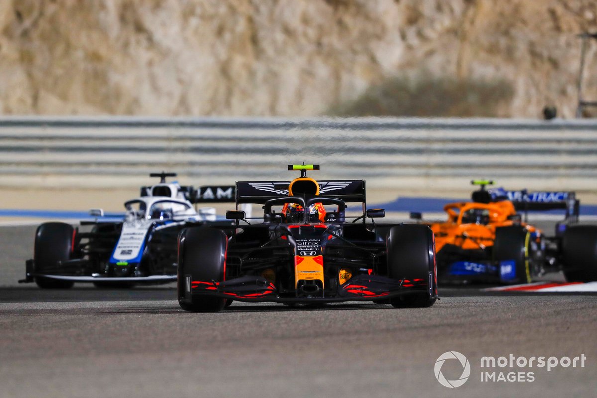 Alex Albon, Red Bull Racing RB16, Jack Aitken, Williams FW43, Lando Norris, McLaren MCL35