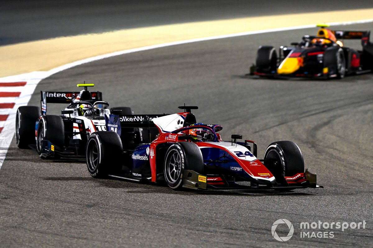 Bent Viscaal, Trident, precede Theo Pourchaire, ART Grand Prix, e Jehan Daruvala, Carlin