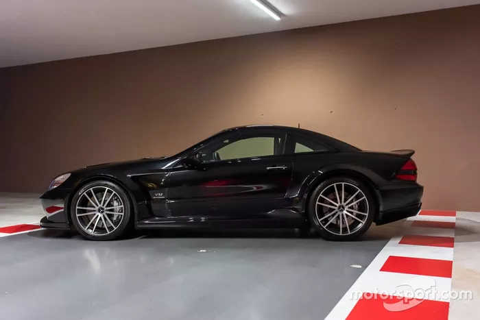 2009年製 メルセデス・ベンツ SL65 AMG ブラックシリーズ(275,000ポンド=約4035万円)