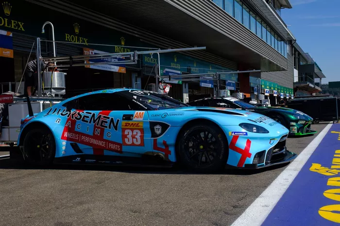 #33 TF Sport Aston Martin Vantage Amr: Ben Keating, Dylan Pereira, Felipe Fraga