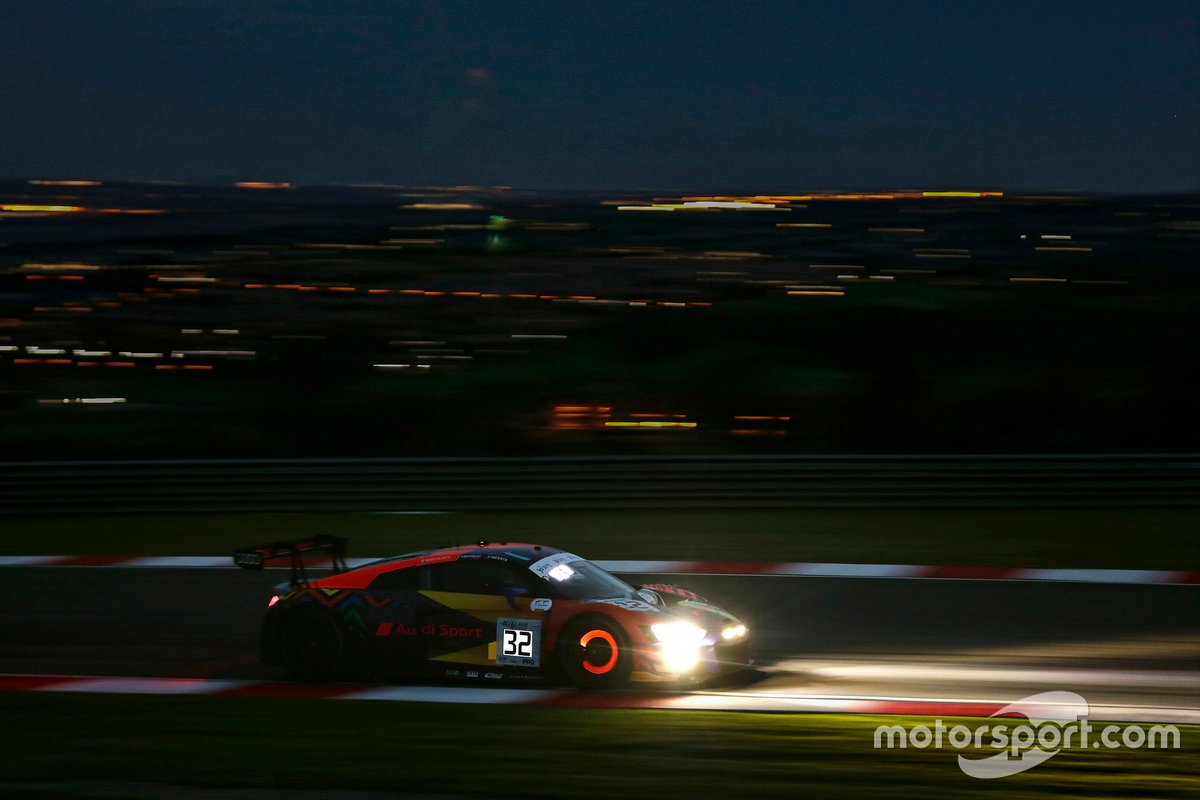 #32 Audi Sport Team WRT Audi R8 LMS GT3: Mirko Bortolotti, Charles Weerts, Frederic Vervisch