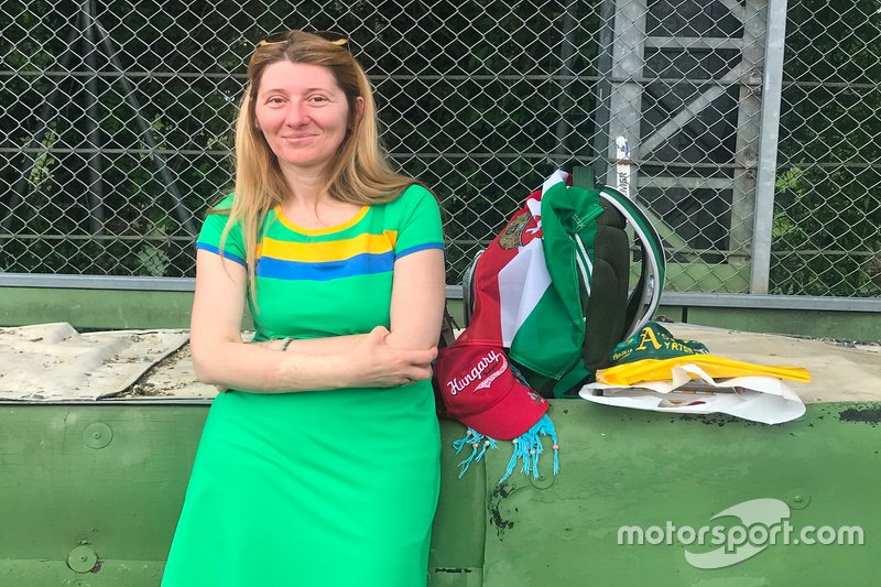 Una tifosa di Ayrton Senna