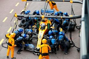 Carlos Sainz Jr., McLaren MCL34