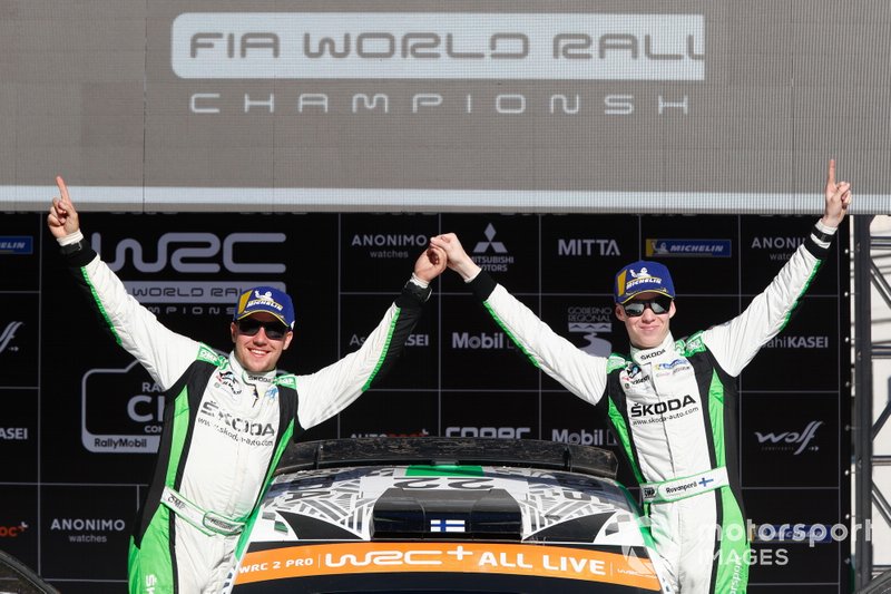 Ganadores del WRC2, Kalle Rovanperä, Jonne Halttunen, Skoda Motorsport Skoda Fabia R5