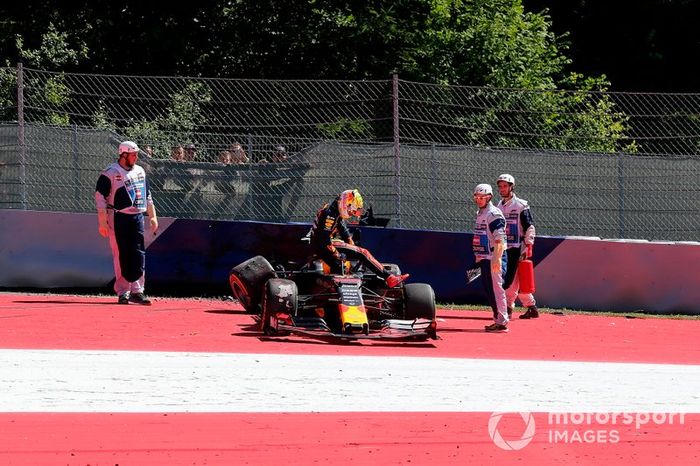 Choque de Max Verstappen, Red Bull Racing RB15