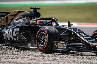 Romain Grosjean, Haas F1 Team VF-19, in het gravel