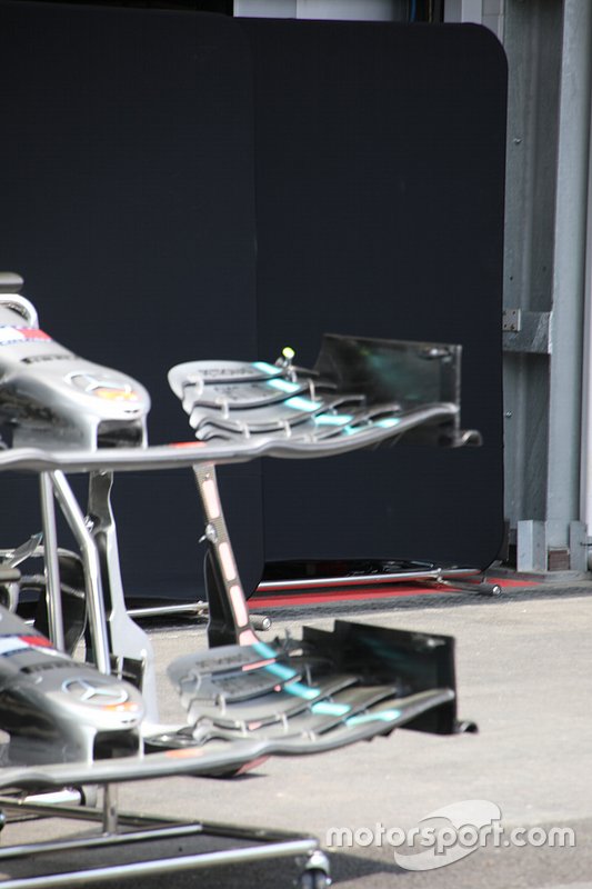 Mercedes AMG F1 front wing detail