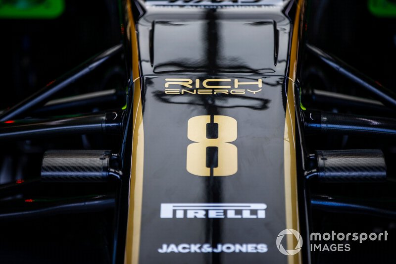 Funda de nariz de Haas sin el logotipo de Rich Energy