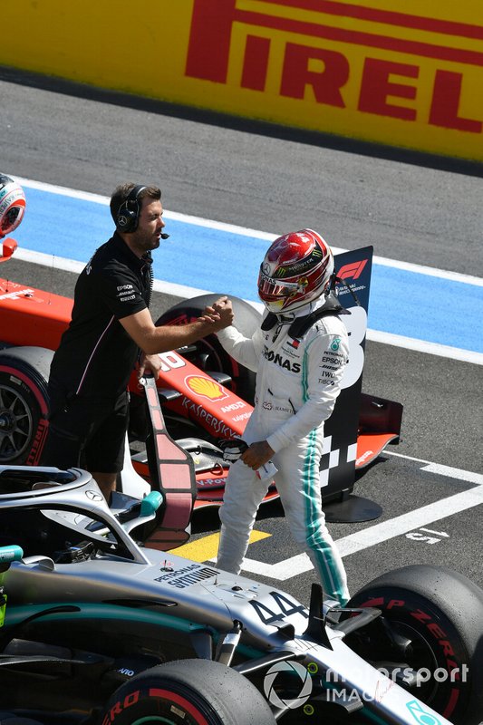 Lewis Hamilton, Mercedes AMG F1, celebrates pole position