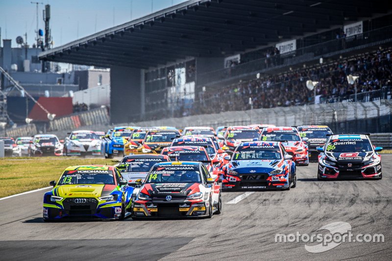 Arrancada, Antti Buri, AS Motorsport Audi RS3 LMS, Johan Kristoffersson, SLR Volkswagen Volkswagen Golf GTI TCR
