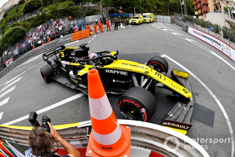 Daniel Ricciardo, Renault R.S.19