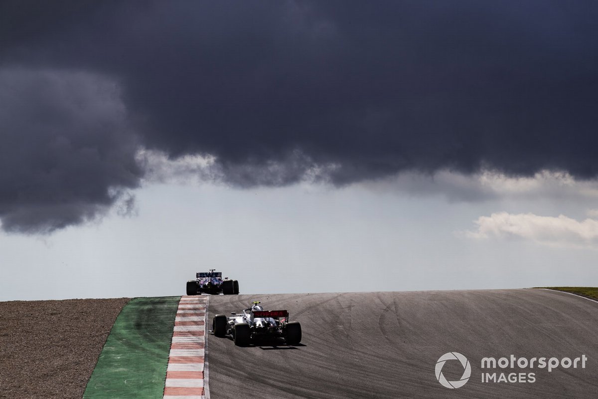 Sergio Perez, Racing Point RP20, Nicholas Latifi, Williams FW43