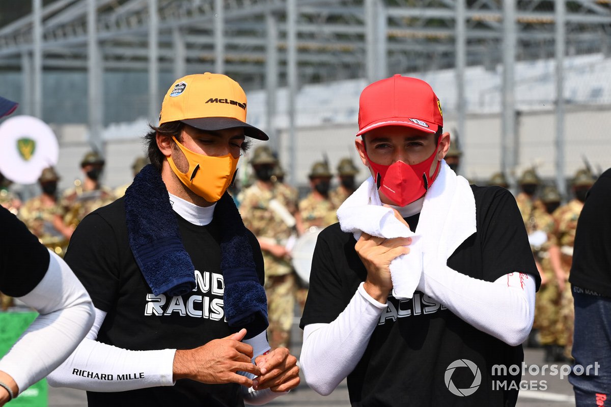 Carlos Sainz Jr., McLaren, Charles Leclerc, Ferrari