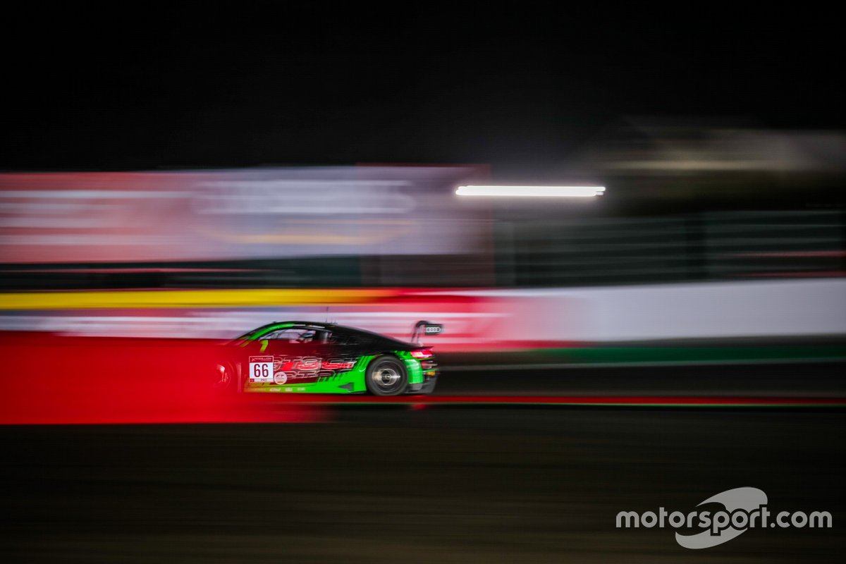 #66 Audi Sport Team Attempto Racing Audi R8 LMS GT3: Mattia Drudi, Patric Niederhauser, Frederic Vervisch